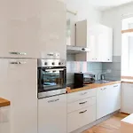 President Suite 5 Mirti
